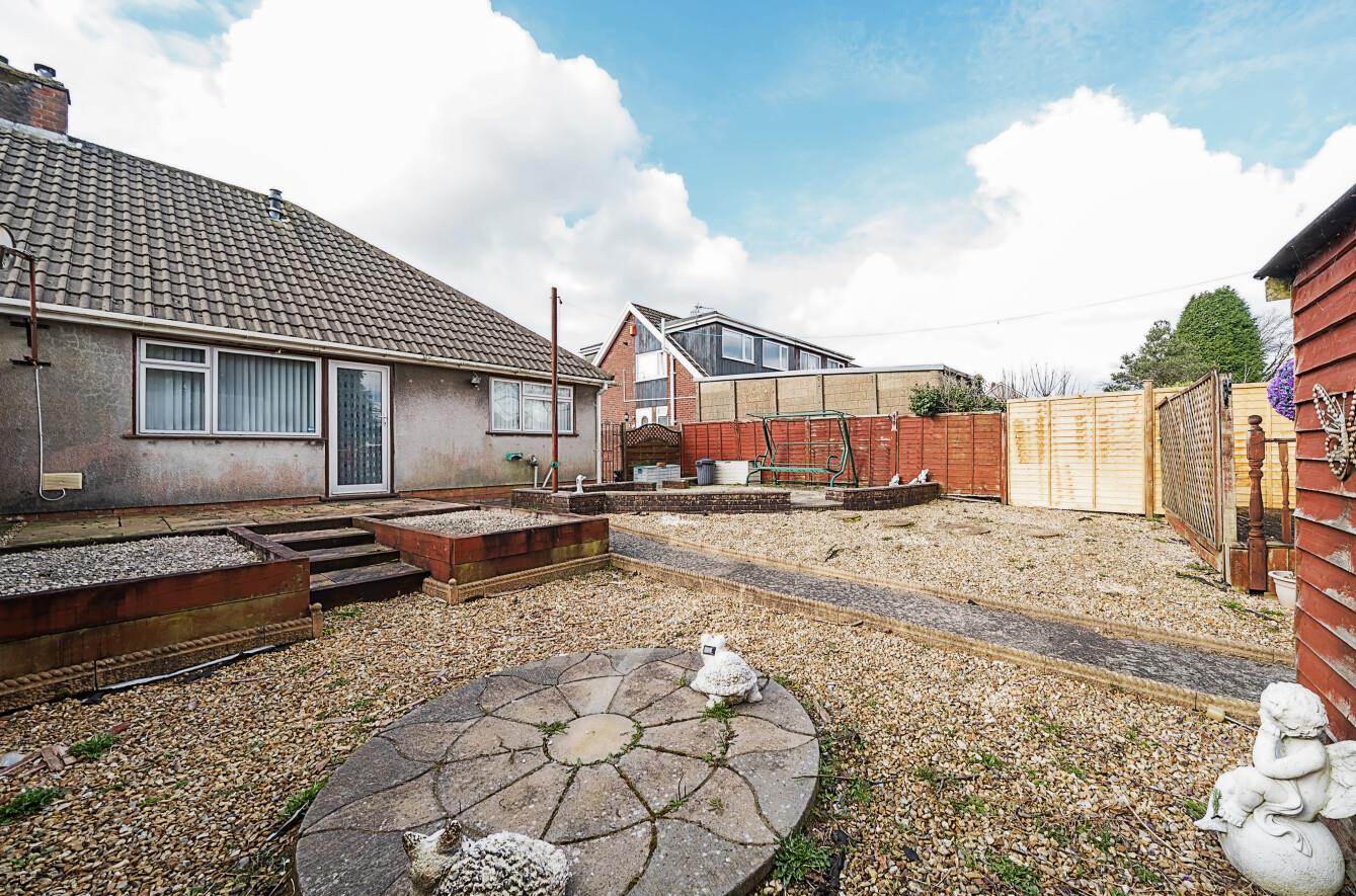 Penrhiw Road, Morriston, Swansea, SA6 6BS
